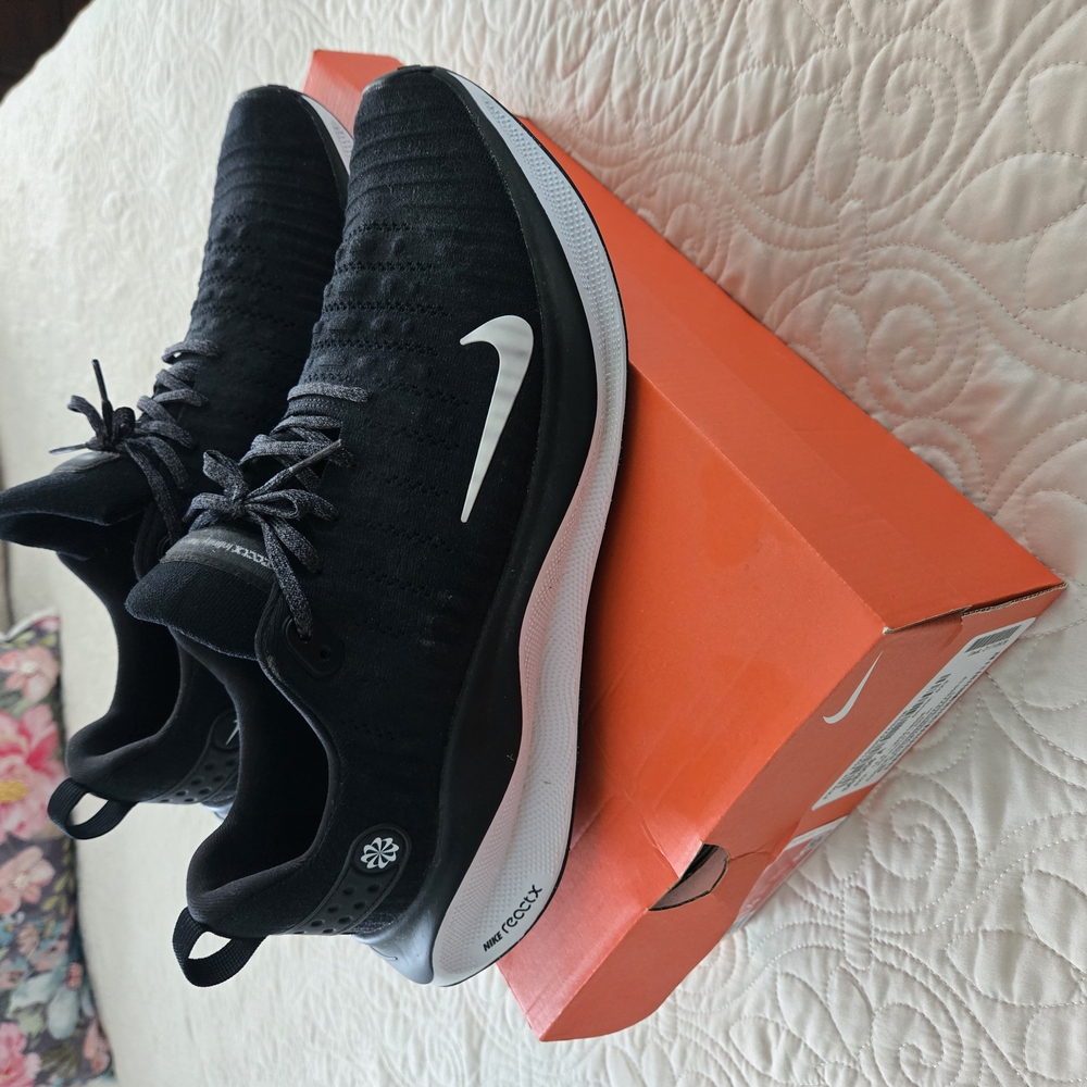 Nike Infinity Run React 4 Men's Black Flyknit Running Shoes